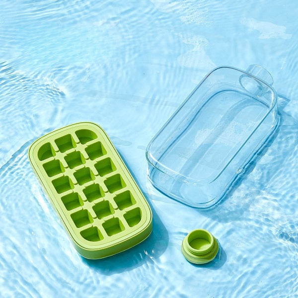 2-in-1 Water Bottle & Ice Mold – BPA-Free Leak-Proof Design